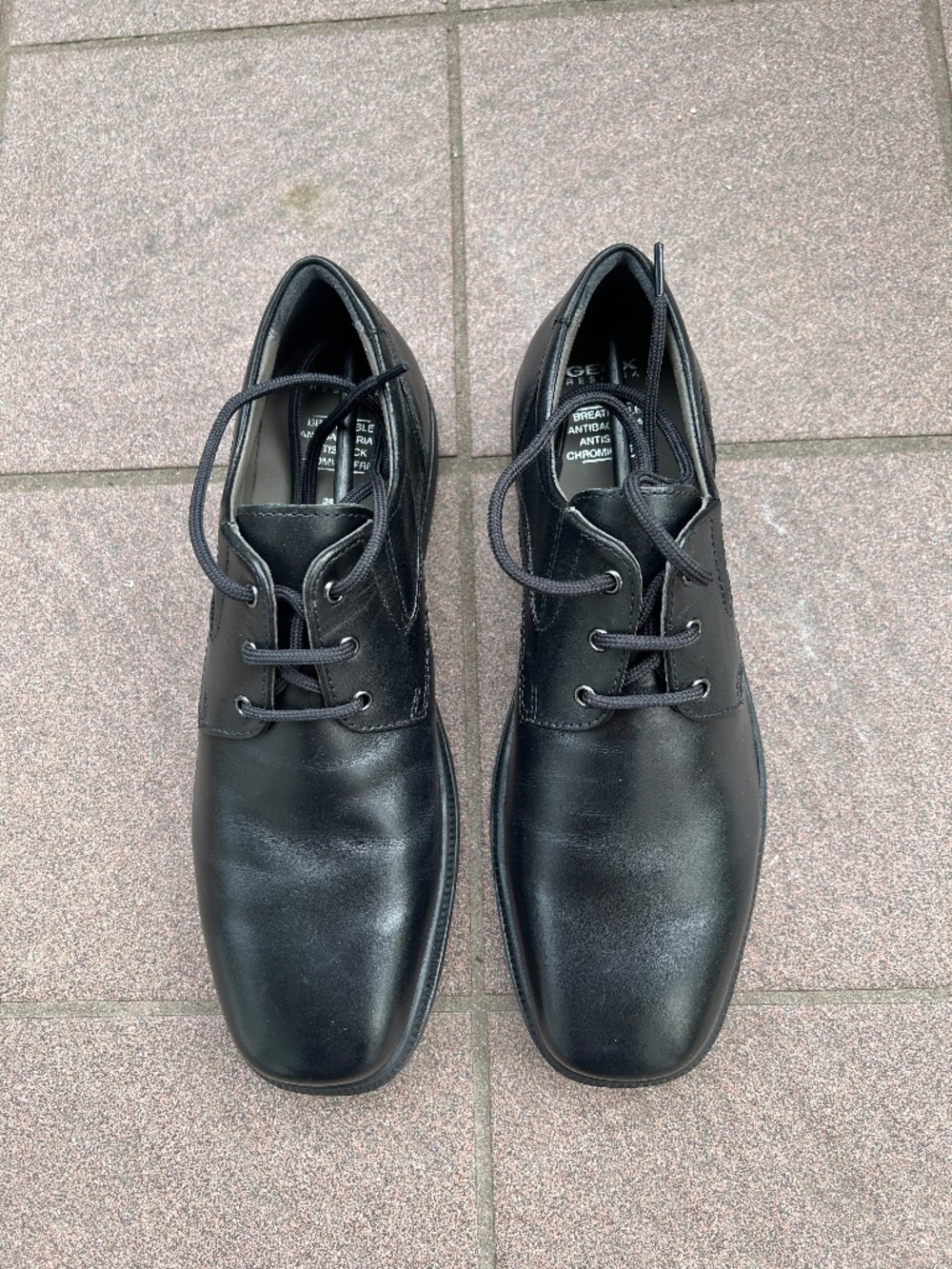 Geox Respira J Federico M Smooth Leather Oxfords Black EU 39 / US 6